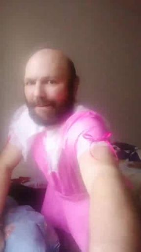 ThePervertedSlave41 fucks Schuh in LatexSissy