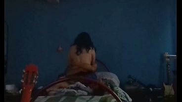 camara escondida en cuarto de un compa&ntilde_ero de colegio