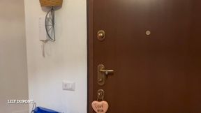 LILY DUPONT : SPANK WITH THE WOODEN SPOON - VIDEO CUSTOM