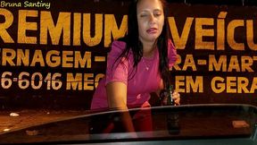ofereci carona para a gostosa que tava andando sozinha na rua, e ela transou comigo por gratidao;