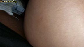 ofereci carona para a gostosa que tava andando sozinha na rua, e ela transou comigo por gratidao;