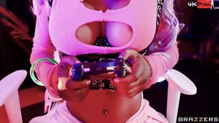 Distracting The Gaming Dem-E-Women two