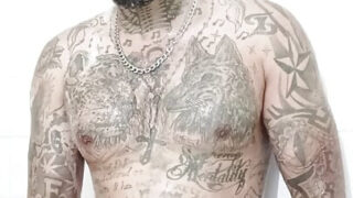 Colombiano, chuveiro, voyeur – vídeo caseiro em close de jovens gays americanos tatuados sendo fodidos no cu