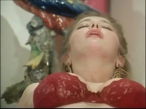 Hairy chicks fucked in threesome&#039;s and orgies