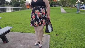 Curious Encounter in the Park: Unexpected Story Leads to a Revealing Moment with a Bold BBW!