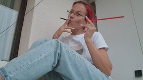 JEANS CHAIN SMOKING – STRAW SMOKE BLOWN IN YOUR FACE