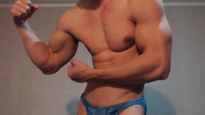 Muscled Cristian Private Show