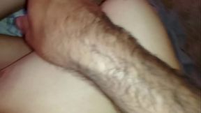 MAMA COLA PERFECTA PIDE POLLA A GRITOS