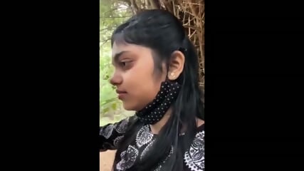 18+ Muslim teen gf chuchi chusai jungle me boyfriend sath