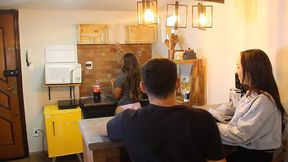 se escondemos da minha esposa e se pegamos escondidos ate ela descobrir