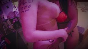 casal liberal com trans rabuda deliciosa - noite quente no motel