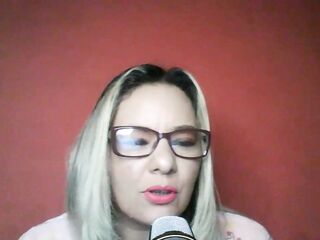 LOLA EROTIC CONTENT