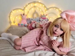 Blonde emo amateur solo masturbation