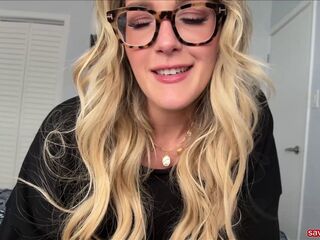 Step Sister gets greater amount than a Massage after Work ? Alex Adams, Savvy Suxx