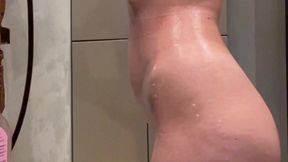 besoin de quelqu’un pour m’aider a me frotter le dos et pas que