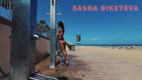 TRAVEL NUDE - Public beach shower. Sasha Bikeyeva.Canaries