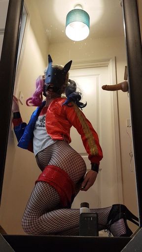 Harley quinn, double anal toys and huge plug