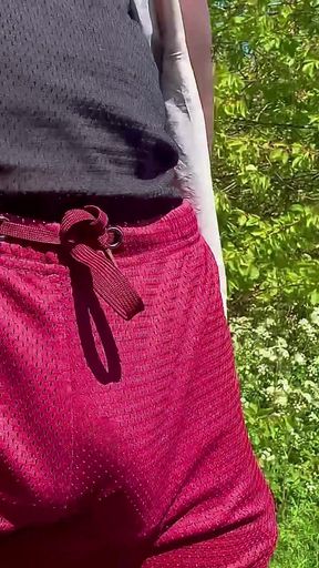Underwear? No, Thanks!! It Feels Nice Without.