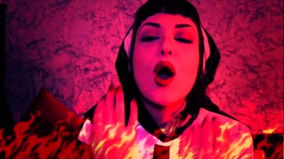 Bestemmia e sborra confessando i tuoi peccati