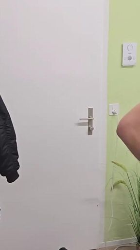 Straight Married Installer-worker Convinced to Get a Blowjob