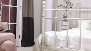 MASTURBATE AT YOUR OWN RISK Kitty Kat Seduces Gullible Stepdaughter Effie Snow in Shocking Cunnilingus Lesson!