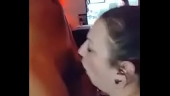 Blackboi gets some sloppy top from white bbw