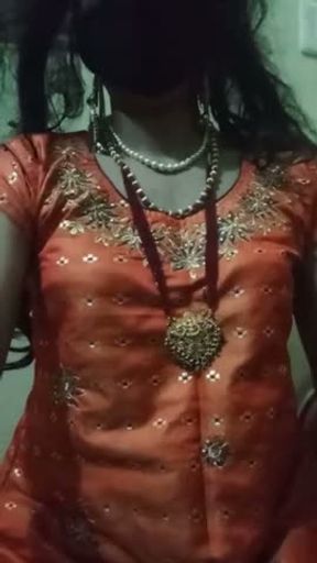 Indian Shemale Hot Body