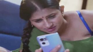 Indian Desi Girl's Hot Dance Off - Bollywood Style