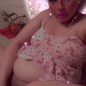 Chubby goth Egirl fairy slut plays with her fat tight pussy