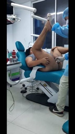 I don't have any money so I have to pay for the consultation with my dentist like this