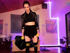 Teen goth brunette bara jerks and sucks cock