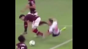 PIKACHU PASSANDO A PIROCA SEM MANTEIGA NO ESPANHOL