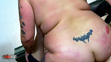 Fat chick gets banged