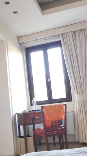 Hotwife Italian Vacation Part 2 - Blowjobs in Venice