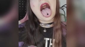 gothic catgirl goddess swallows all your friends
