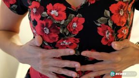 MILF Gypsy Vixen dips her fingers deep inside her very pink