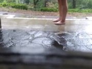 雨の中のスクール水着オナニー