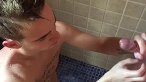 TXXXMStudios.com: Trimmed Sean Taylor gets getting a facial