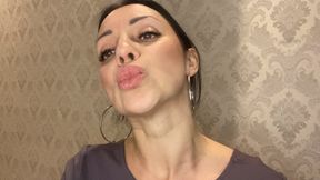 crumble corn cobs with your teeth