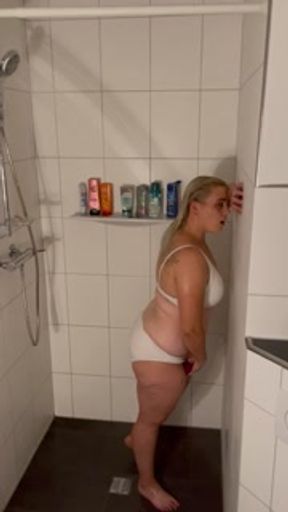 Masturbation in the shower multiple orgasm I twice with my satisfyer