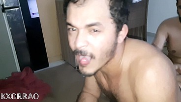 O OTAKU PUTO SAFADINHO DANDO PRA MIM E PRO Yuri Gaucho Pt2