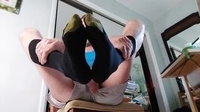 Coach Will Gives Goldtoe Footjobs