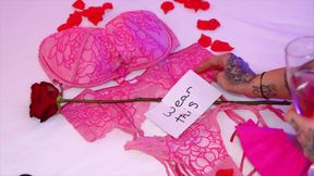 Mistress Maverick&#039;s Valentines Chocolate Surprise