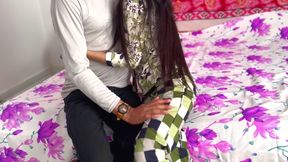 Indian Beautiful Horny Pussy House wife Fucked by big cock Full video in hindi clear audio