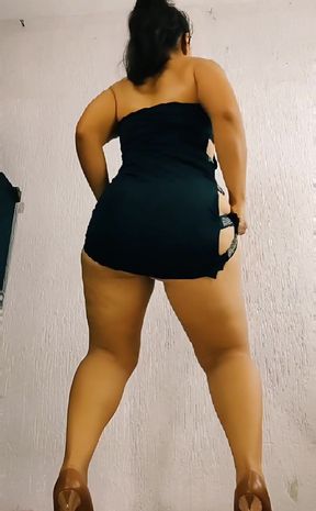 Simple question.  Would u eat my big cake?