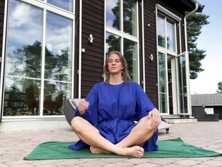 Marling yoga vagina