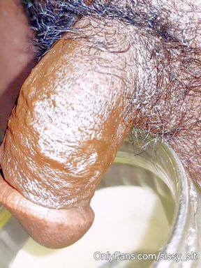 Sissy shemale piss like a slave