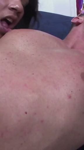 transen verfuehren hetero mann   Clip 3