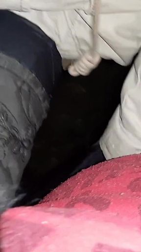 Risky Mutual Lesbian Masturbation