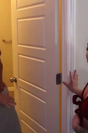 Fill Me up! Bunny Fae's Plea